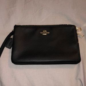 Authentic Coach clutch